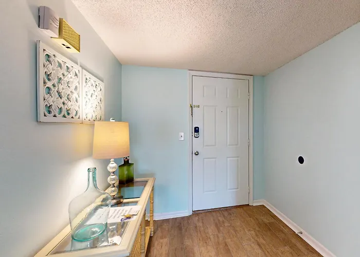 1403 * Clearwater Beach